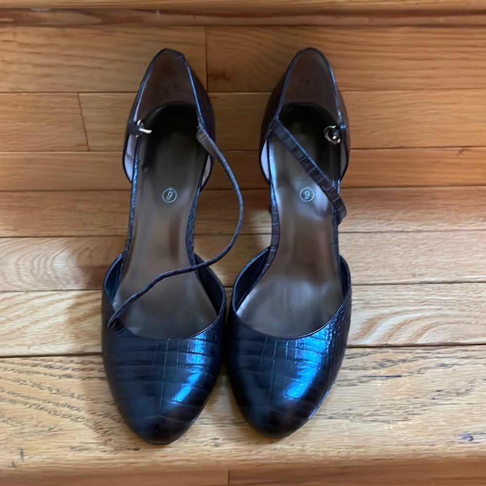 LOFT Brown Heels Leather Pump Size 9M